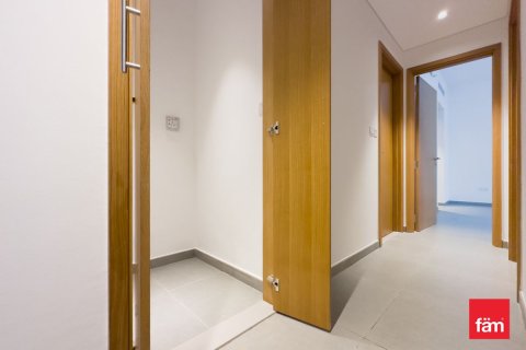 Снять в аренду квартиру в Дубае: 2 спальни, 132.8м², № 91833 - фото 8