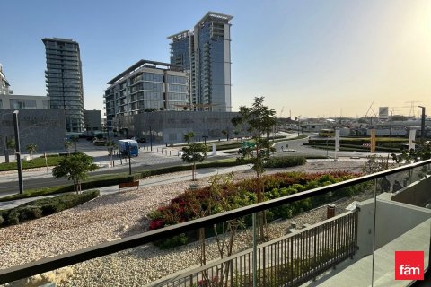 Снять в аренду виллу в Дубае: 4 спальни, 308.2м², № 91830 - фото 14