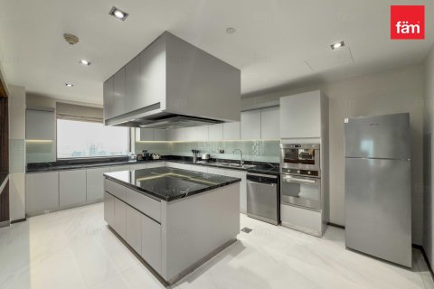 Penthouse in Dubai 4 bedrooms, 516.1 sq.m. № 91819 - photo 14