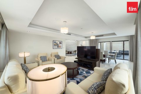 Penthouse in Dubai 4 bedrooms, 516.1 sq.m. № 91819 - photo 2