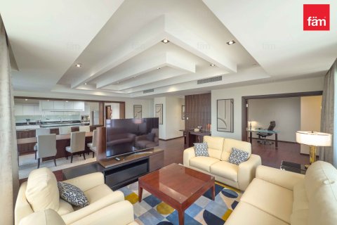 Penthouse in Dubai 4 bedrooms, 516.1 sq.m. № 91819 - photo 3