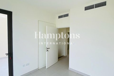 Снять в аренду виллу в Dubai South (Dubai World Central), Дубай: 4 спальни, 215.25625100м², № 94516 - фото 6