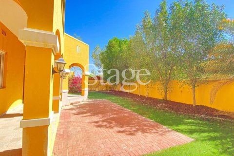 Villa in Dubai Land, Dubai 3 bedrooms, 531 sq.m. № 56241 - photo 22