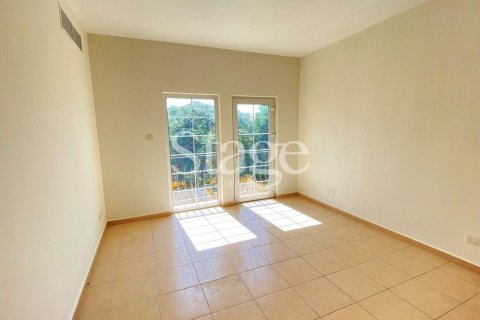 Villa in Dubai Land, Dubai 3 bedrooms, 531 sq.m. № 56241 - photo 15
