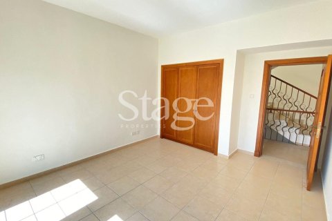 Villa in Dubai Land, Dubai 3 bedrooms, 531 sq.m. № 56241 - photo 16