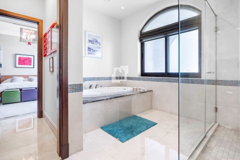 Ático en Palm Jumeirah, Dubai, 5 dormitorios, 456 m², № 72941 - foto 9