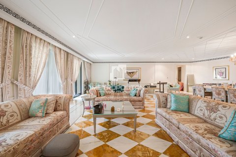 Apartamento en Palazzo Versace, Culture Village, Dubai, 3 dormitorios, 353 m², № 72925 - foto 6