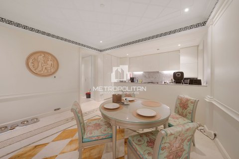 Apartamento en Palazzo Versace, Culture Village, Dubai, 3 dormitorios, 353 m², № 72925 - foto 10