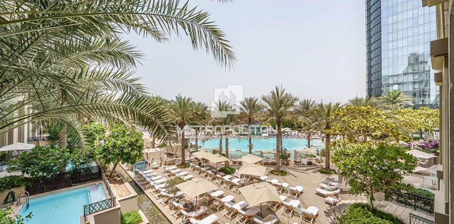 Квартира в Palazzo Versace, Culture Village, Дубай, 3 спальни, 353м², № 72925