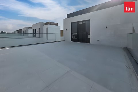 Снять в аренду виллу в Дубае: 4 спальни, 456м², № 67524 - фото 2