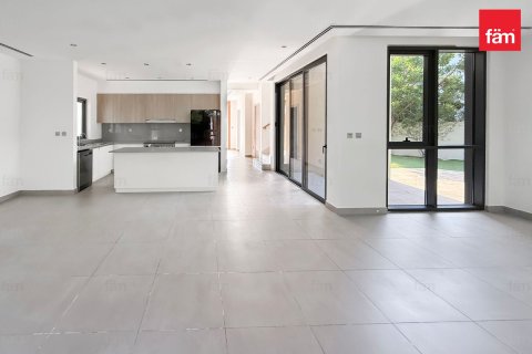 Villa in Dubai Hills Estate, Dubai 4 bedrooms, 570.2 sq.m. № 67534 - photo 3