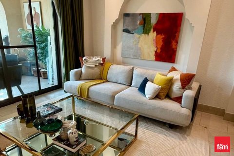 Apartment in Old Town, Dubai 1 bedroom, 92.8 sq.m. № 67526 - photo 1