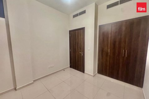 Снять в аренду виллу в Дубае: 5 спален, 112.2м², № 89457 - фото 5