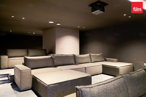 Снять в аренду квартиру в Al Jaddaf, Дубай: 73.7м², № 89458 - фото 10