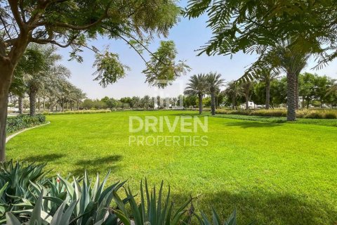 Купить виллу в EMAAR South, Dubai South (Dubai World Central), Дубай: 3 спальни, 185м², № 86443 - фото 2