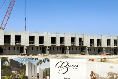 Villa in Dubai Land, Dubai 4 bedrooms, 187.2 sq.m. № 18249 - photo 1