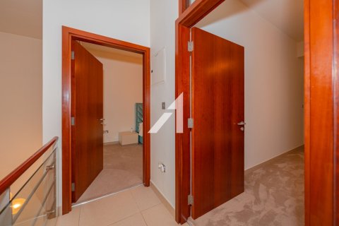 Appartement à Central Park Tower, DIFC, Dubai, 2 chambres, 149.6 m², № 18253 - photo 12