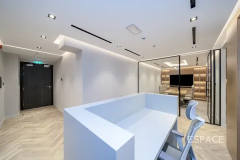 Office in Jumeirah Lake Towers, Dubai 117 sq.m. № 62179 - photo 14
