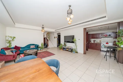 Villa en Arabian Ranches, Dubai, 3 dormitorios, 228 m², № 62163 - foto 2