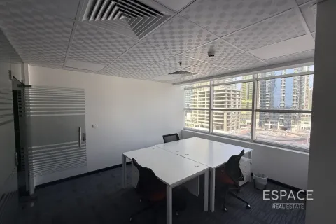 Oficina en Jumeirah Lake Towers, Dubai, 133 m², № 62164 - foto 5