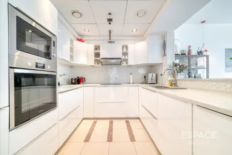 Apartamento en Dubai Marina, Dubai, 1 dormitorio, 117 m², № 62162 - foto 5
