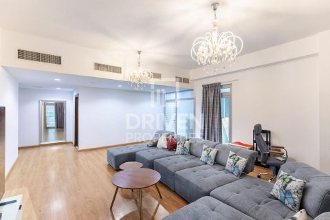 Appartement à Executive Towers, Business Bay, Dubai, 1 chambre, 126 m², № 87341 - photo 3