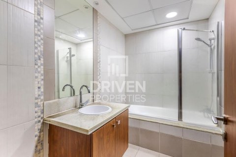 Appartement à Executive Towers, Business Bay, Dubai, 1 chambre, 126 m², № 87341 - photo 9