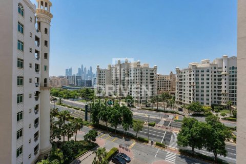Apartment in Shoreline Apartments, Palm Jumeirah, Dubai 3 bedrooms, 200.21 sq.m. № 141108 - photo 19