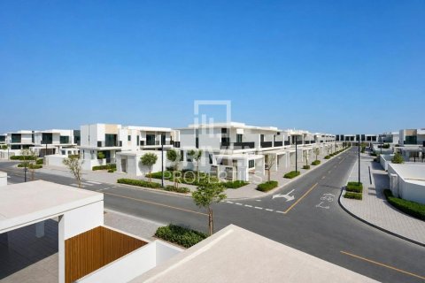 Townhouse in The Valley, Dubai 4 bedrooms, 261.52 sq.m. № 141107 - photo 21
