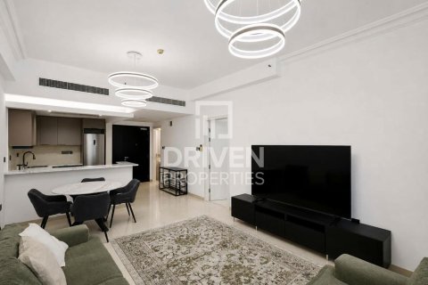Apartment in Jumeirah Lake Towers, Dubai 1 bedroom, 73.02 sq.m. № 141109 - photo 2