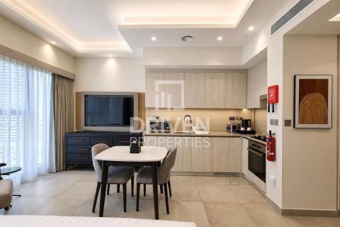 Apartment in Jumeirah Lake Towers, Dubai studio, 35.21 sq.m. № 141117 - photo 9