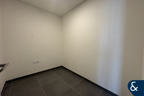 Villa in Arabian Ranches 3, Dubai 4 bedrooms, 303 sq.m. № 76270 - photo 10