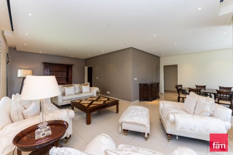 Снять в аренду виллу в Al Furjan, Дубай: 6 спален, 610м², № 92039 - фото 10