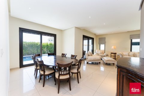 Снять в аренду виллу в Al Furjan, Дубай: 6 спален, 610м², № 92039 - фото 9