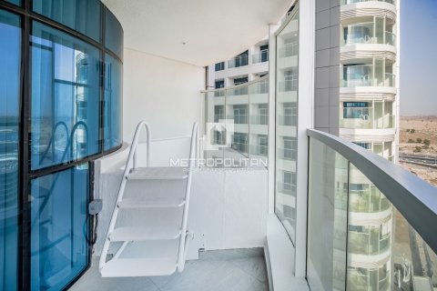 Apartamento en Dubai Science Park, Dubai, 2 dormitorios, 93 m², № 73715 - foto 2