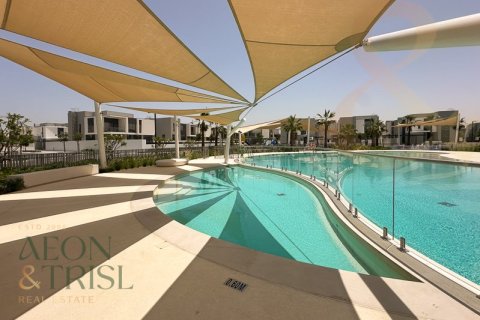 Villa en Murooj Al Furjan, Al Furjan, Dubai, 4 dormitorios, 547 m², № 61017 - foto 3
