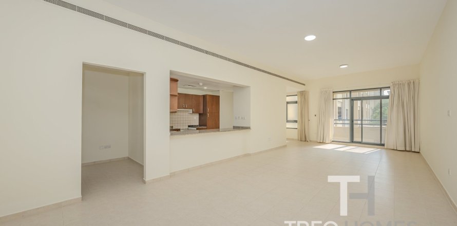 Appartement à Greens, Dubai, 2 chambres, 146 m², № 13450