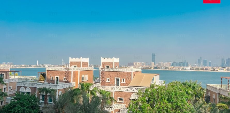 Appartement à Palm Jumeirah, Dubai, 2 chambres, 186.5 m², № 55036