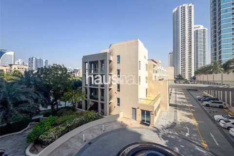Apartamento en The Views, Dubai, 1 dormitorio, 91 m², № 43425 - foto 1