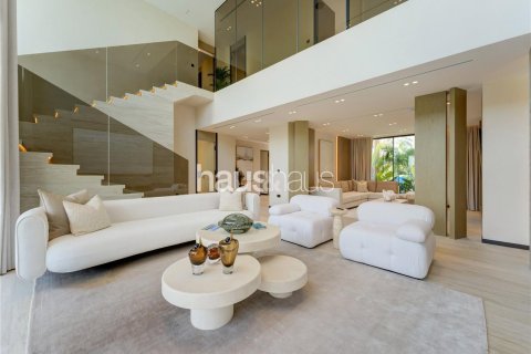 Villa in Jumeirah Islands, Dubai 5 bedrooms, 511 sq.m. № 43417 - photo 5