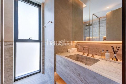 Villa in Jumeirah Islands, Dubai 5 bedrooms, 511 sq.m. № 43417 - photo 26