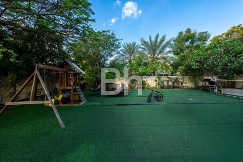 Villa in Jumeirah Village Triangle, Dubai 5 bedrooms, 656 sq.m. № 24267 - photo 5