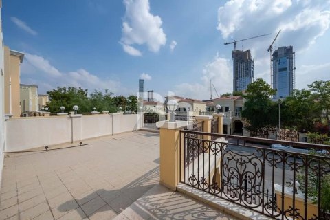 Villa in Jumeirah Village Triangle, Dubai 5 bedrooms, 656 sq.m. № 24267 - photo 2