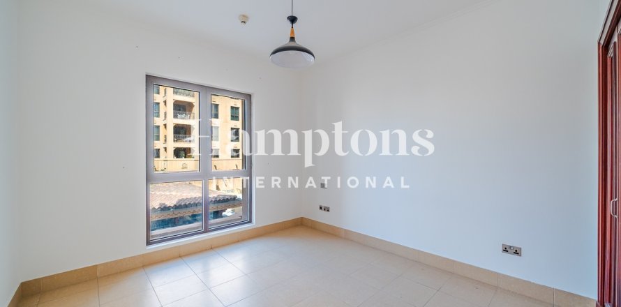 Apartment in Downtown Dubai (Downtown Burj Dubai), Dubai 1 bedroom, 76.2696 sq.m. № 110452