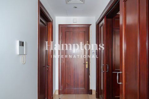 Apartment in Downtown Dubai (Downtown Burj Dubai), Dubai 1 bedroom, 76.26964688 sq.m. № 110452 - photo 4