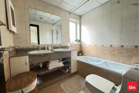 Снять в аренду квартиру в Дубай Марине, Дубай: 2 спальни, 159м², № 23946 - фото 20