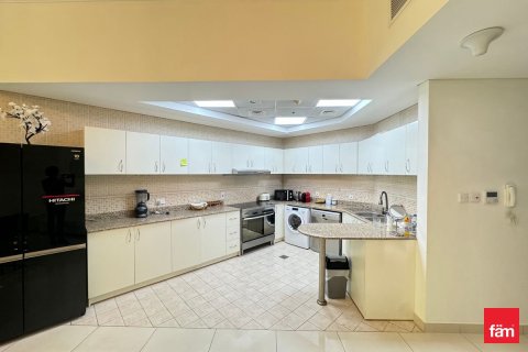 Снять в аренду квартиру в Дубай Марине, Дубай: 2 спальни, 159м², № 23946 - фото 10