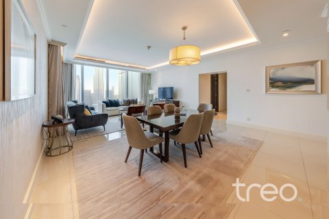 Apartment in Burj Khalifa, Dubai 3 bedrooms, 202.71 sq.m. № 138084 - photo 21