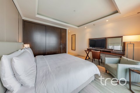Apartment in Burj Khalifa, Dubai 3 bedrooms, 202.71 sq.m. № 138084 - photo 25