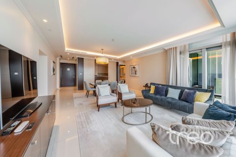 Apartment in Burj Khalifa, Dubai 3 bedrooms, 202.71 sq.m. № 138084 - photo 18
